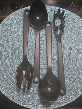 This vintage Taylor Made Black Kitchen Utensil Set 4 Piece